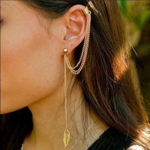 ❣️COMING SOON❣️Gold Cuff Feather Accented Earring